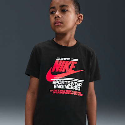Nike Sportswear Big Kids' T-Shirt. Nike.com